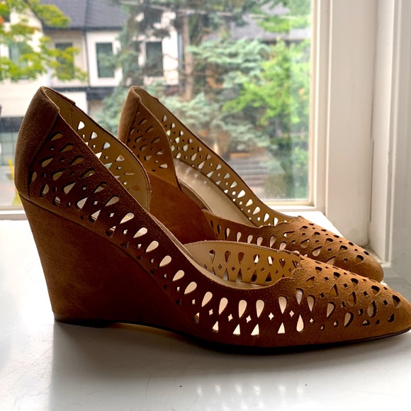 Nine West cognac suede wedge heels, size 8-1/2 - Picture 3 of 5